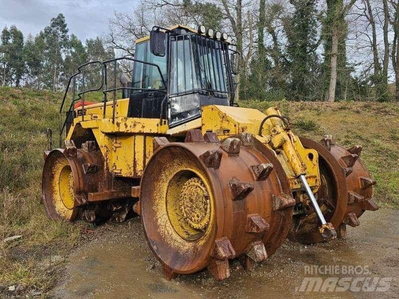 CAT 826GII Jordvibrationstromler