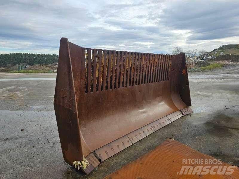 CAT 826GII Jordvibrationstromler
