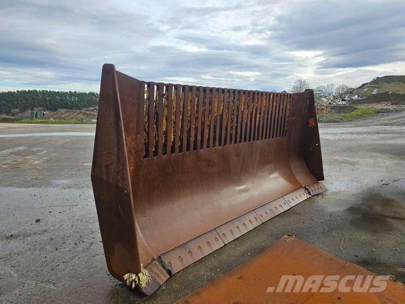 CAT 826GII Jordvibrationstromler