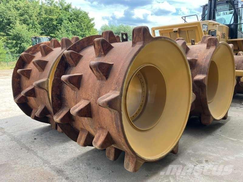 CAT 826H Jordvibrationstromler