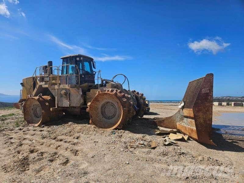 CAT 836H Jordvibrationstromler