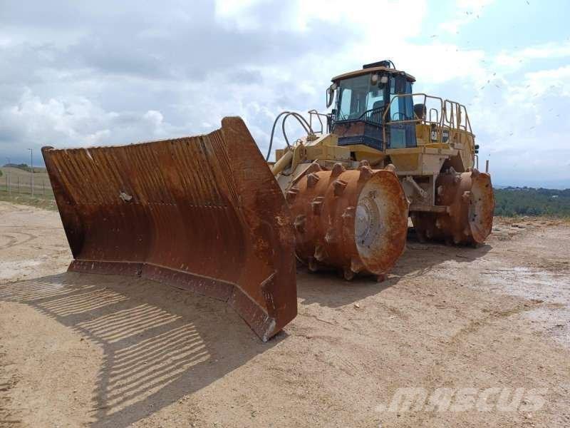 CAT 836H Jordvibrationstromler