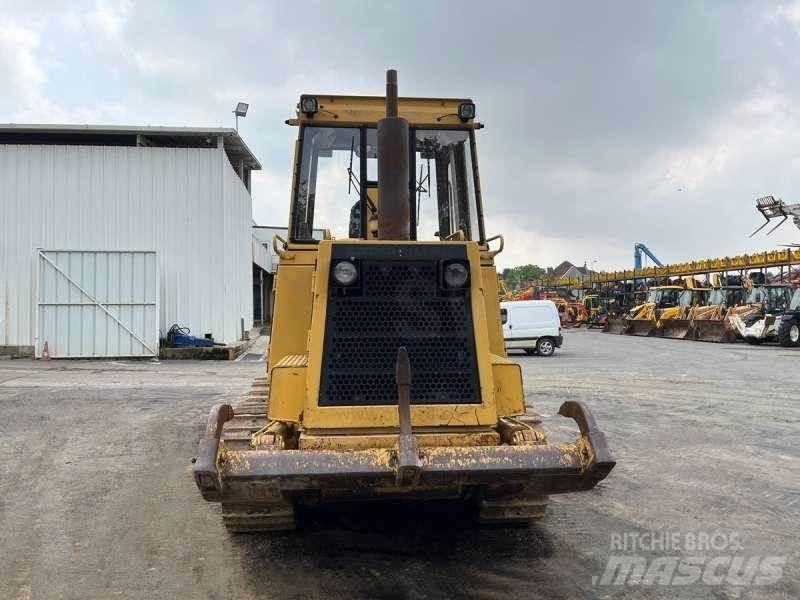 CAT 943 Larvebåndslæssere