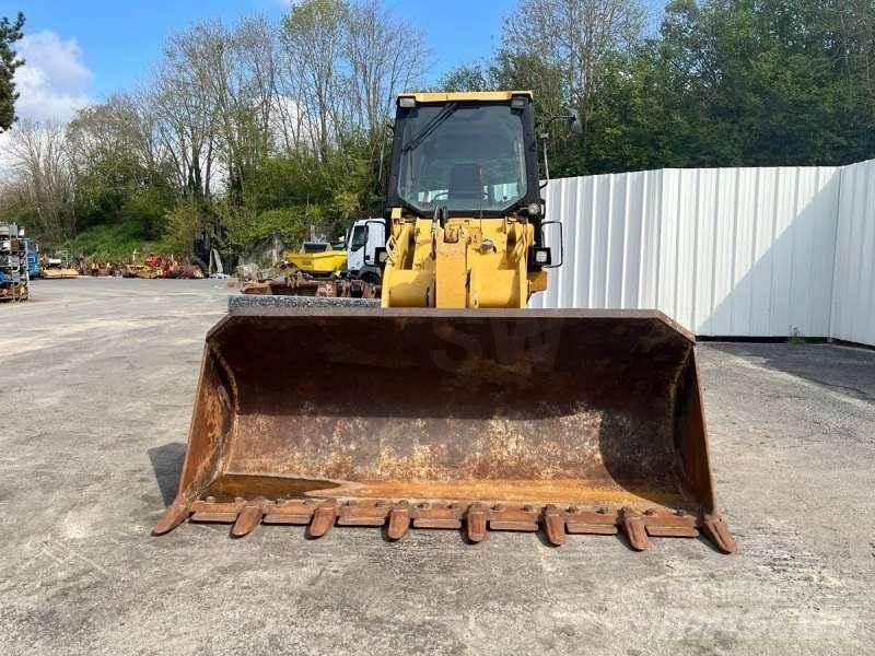 CAT 953C2 Larvebåndslæssere