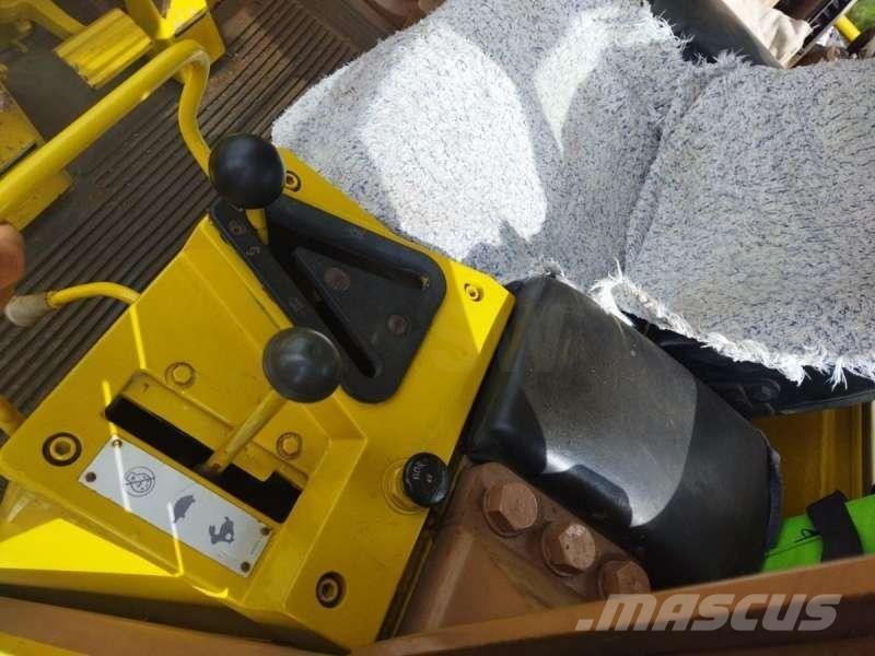 CAT 963 Larvebåndslæssere