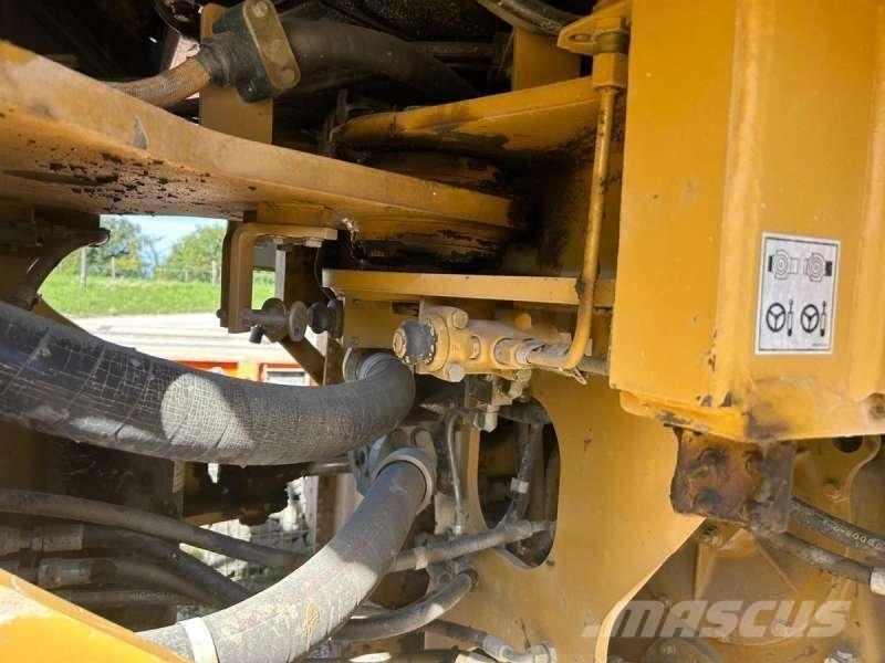 CAT 966G Læssemaskiner på hjul