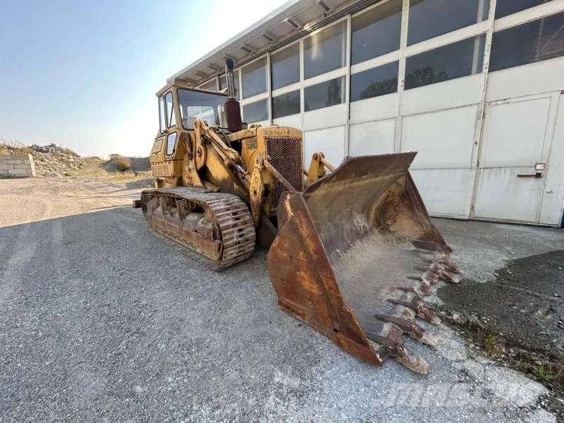 CAT 977K Larvebåndslæssere