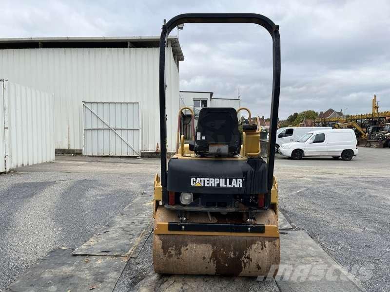 CAT CB-224E Jordvibrationstromler