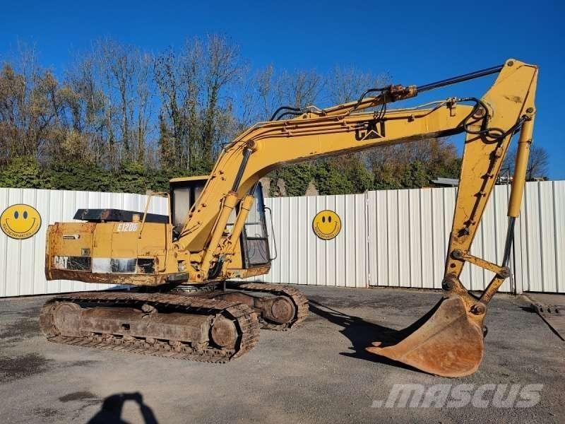 CAT E120B Gravemaskiner på larvebånd