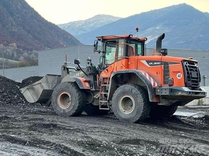 Doosan DL300 Læssemaskiner på hjul