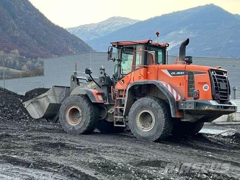 Doosan DL300 Læssemaskiner på hjul