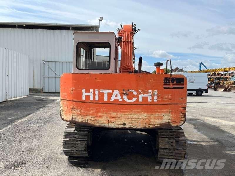 Hitachi EX60 Gravemaskiner på larvebånd