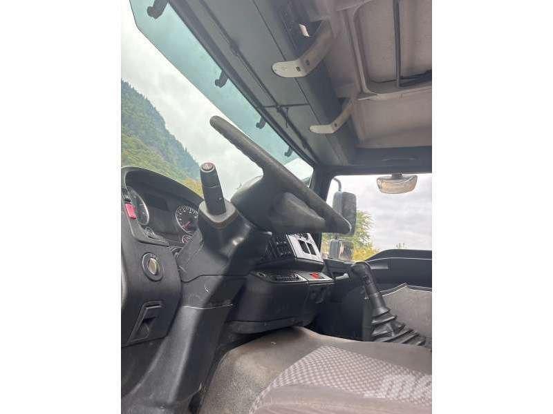 MAN 26/440 Lastbiler med tip