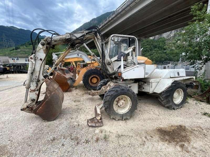 Mecalac 8CXI Gravemaskiner på hjul