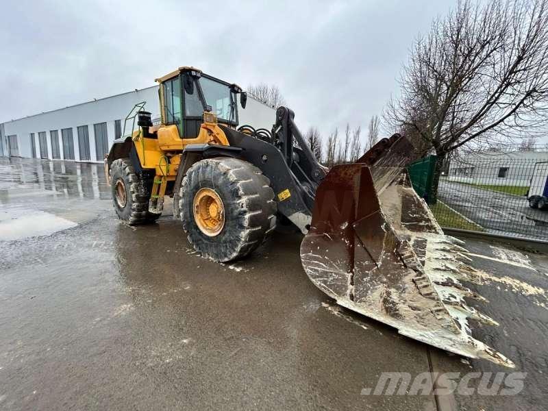 Volvo L220H Læssemaskiner på hjul