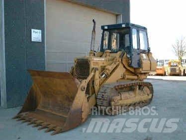 Komatsu D53S Larvebåndslæssere