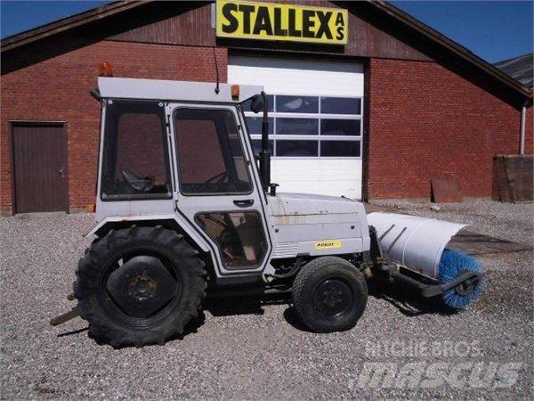 Mitsubishi 280 Traktorer