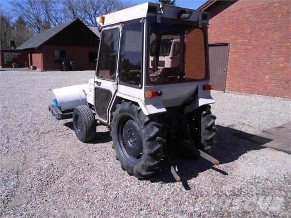Mitsubishi 280 Traktorer