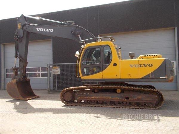 Volvo EC210LC Gravemaskiner på larvebånd