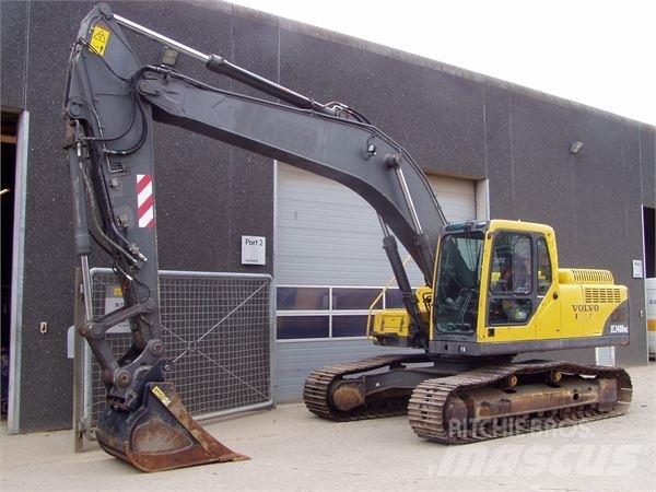 Volvo EC240BNLC Gravemaskiner på larvebånd