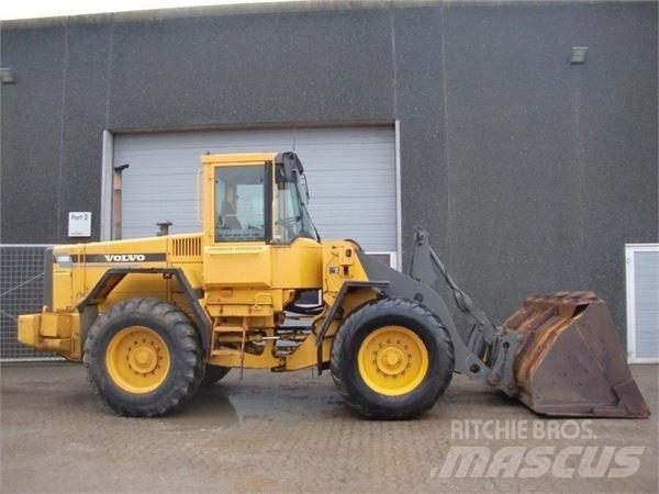 Volvo L90C Læssemaskiner på hjul