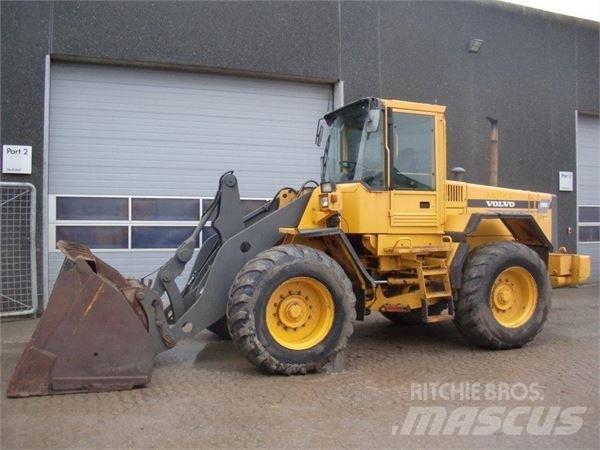 Volvo L90C Læssemaskiner på hjul