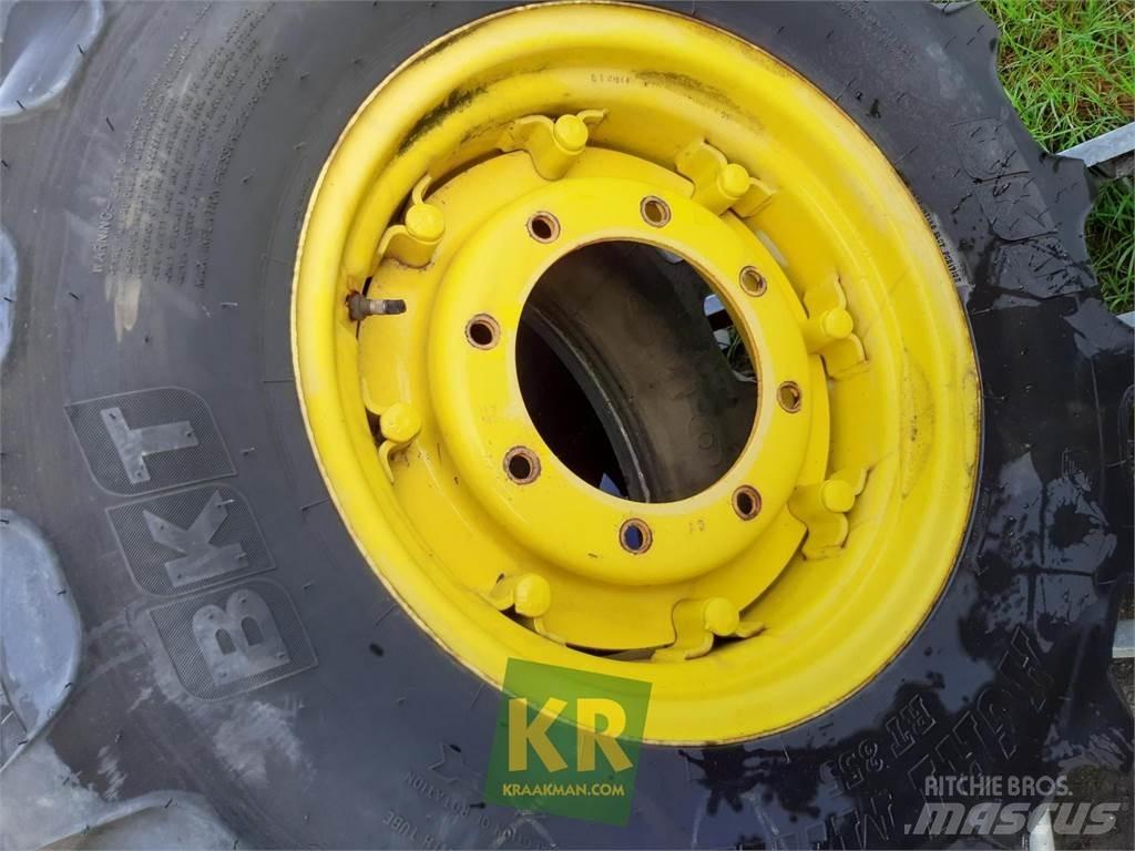BKT 320/85R20 855 Hjul, Dæk og Fælge
