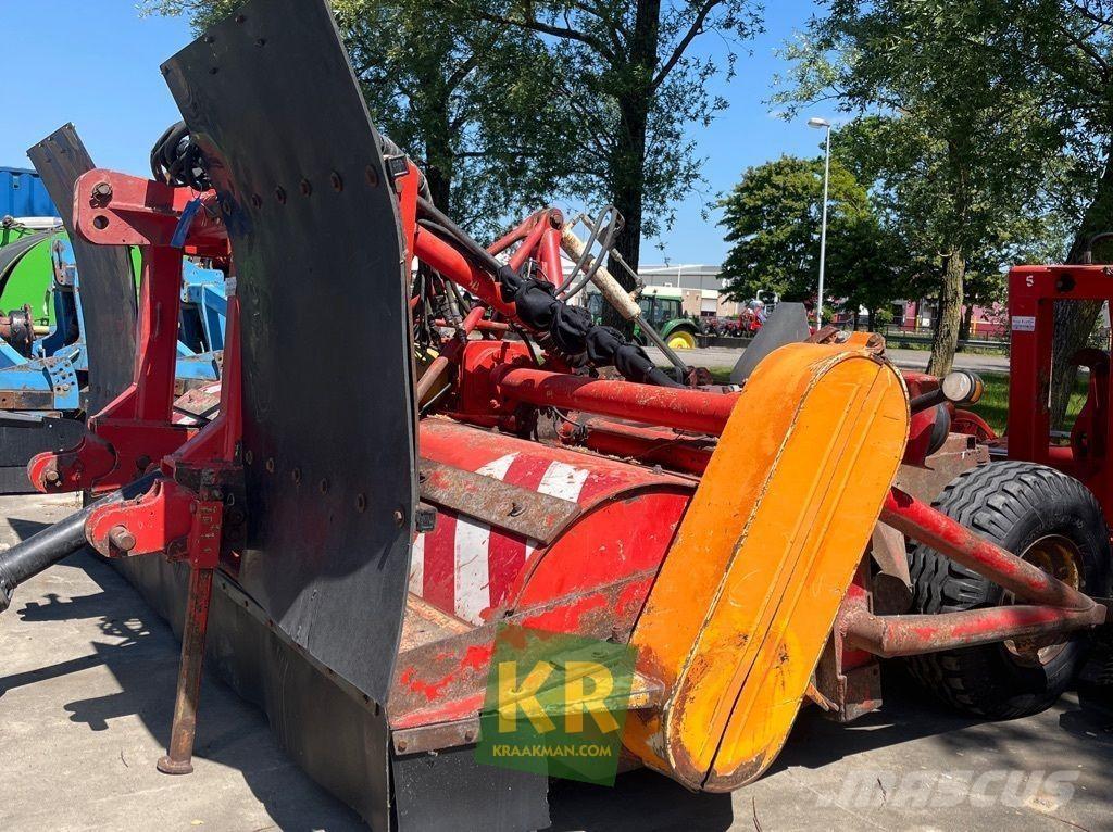Dücker UM 27 Græsklippere og skårlæggere