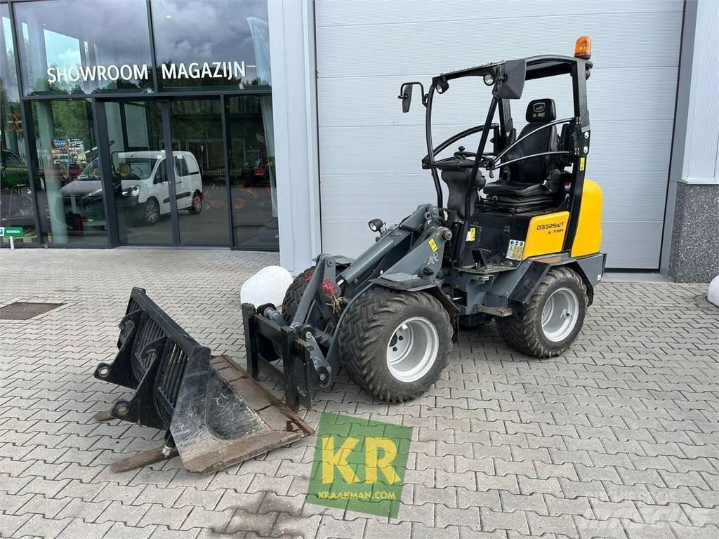 GiANT D332 Frontlæssere og gravere