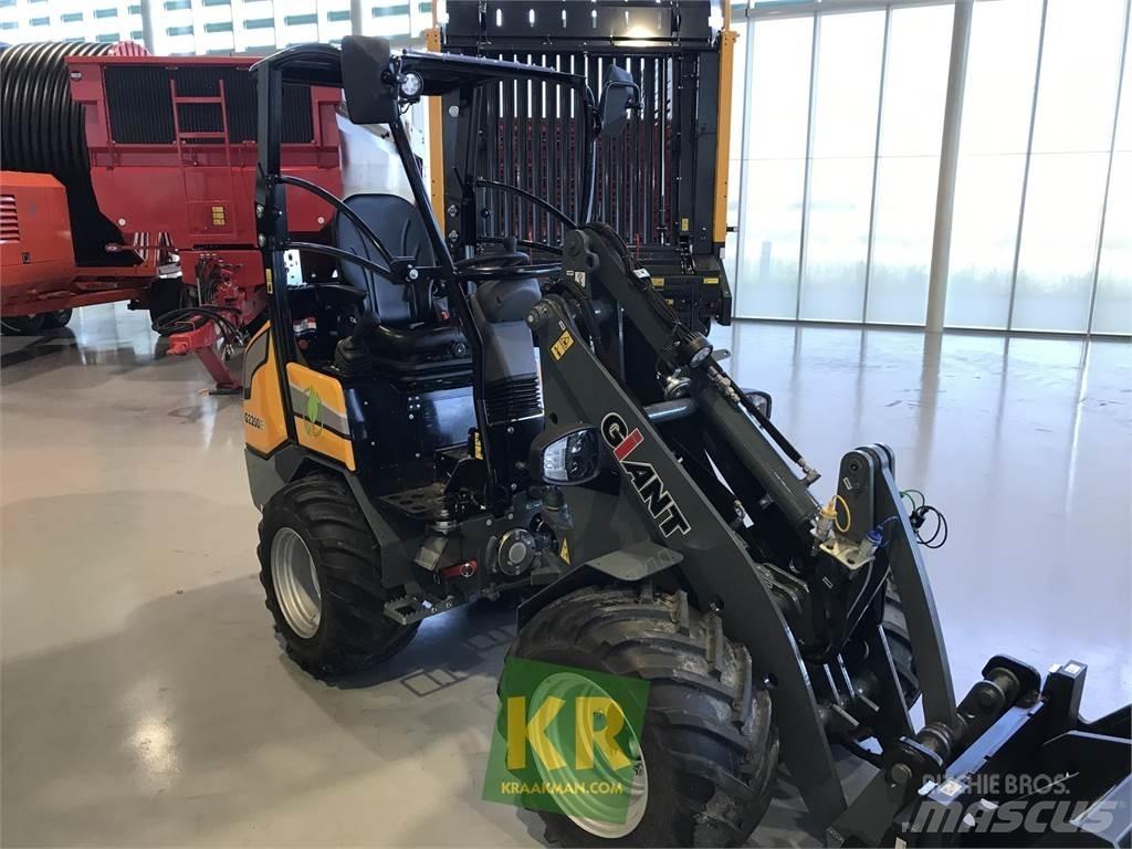 GiANT G2200E Frontlæssere og gravere