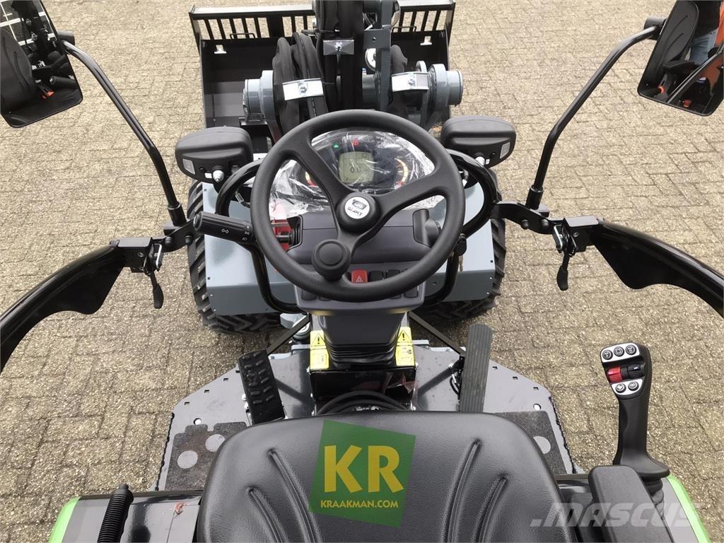 GiANT G2700E Frontlæssere og gravere