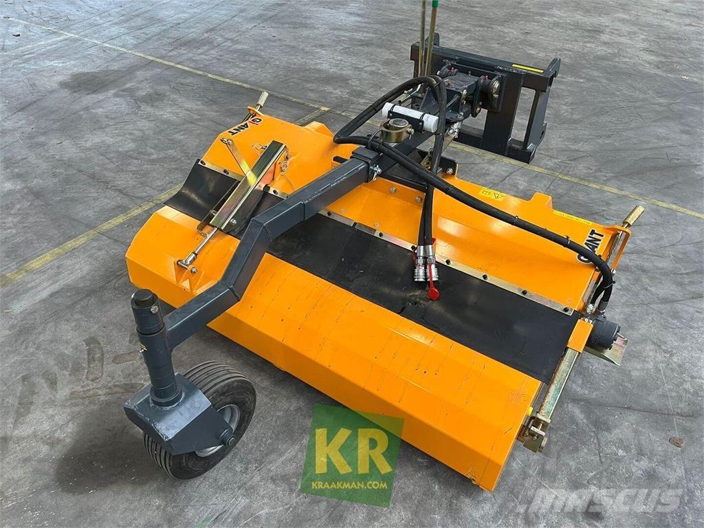 GiANT Veegmachine Fejemaskiner