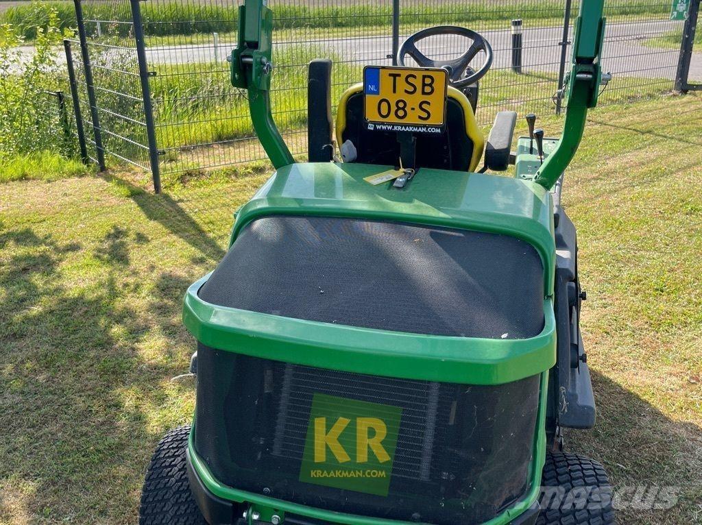 John Deere 1580 Terræn-, trimme- og kantklippere