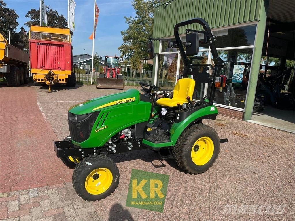 John Deere 2026R Kompakte traktorer