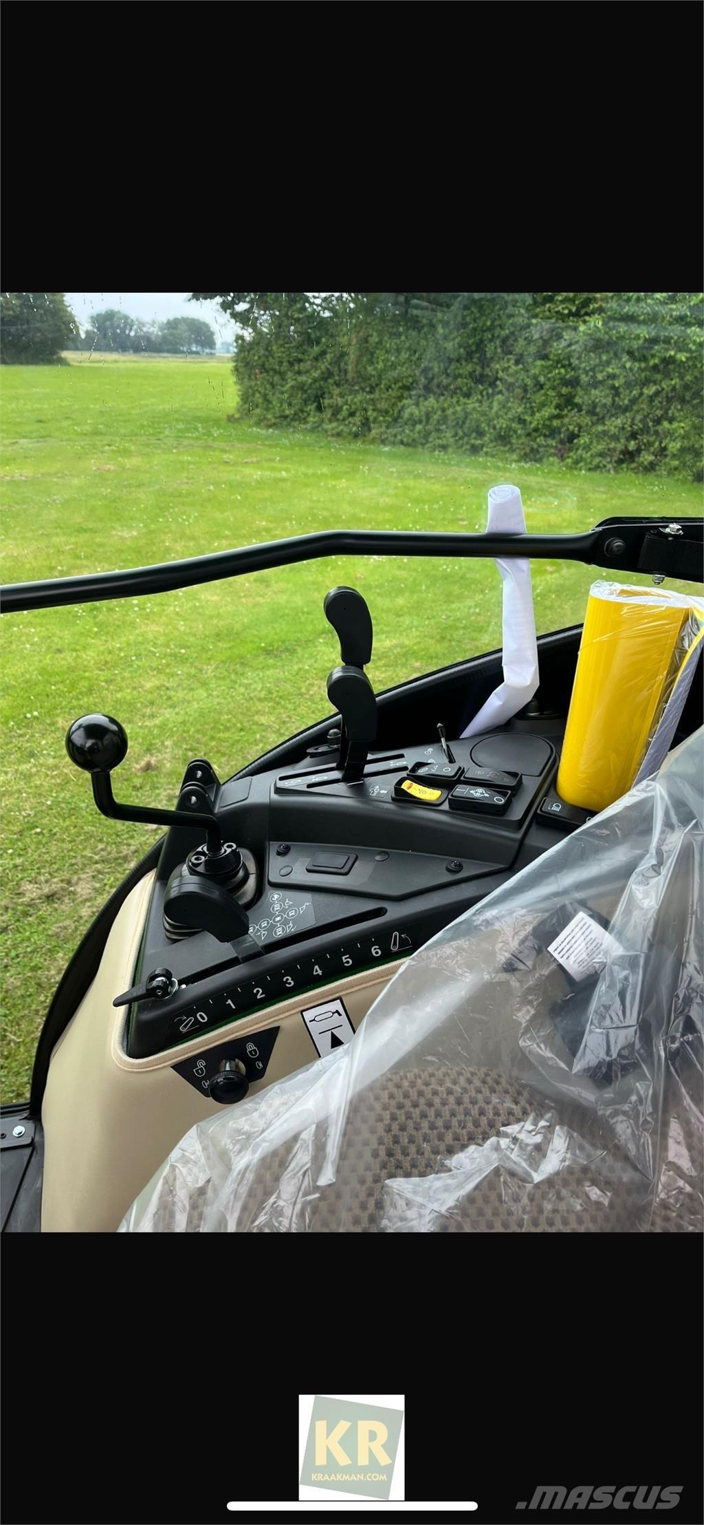 John Deere 2032R Kompakte traktorer