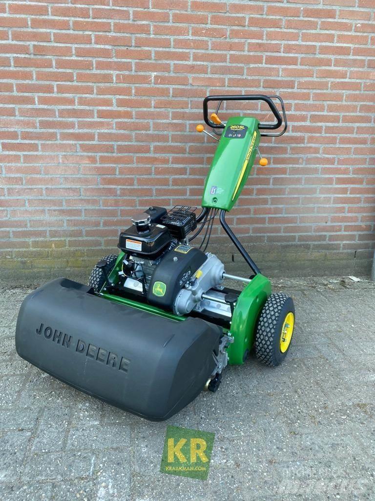 John Deere 260 Green plæneklippere