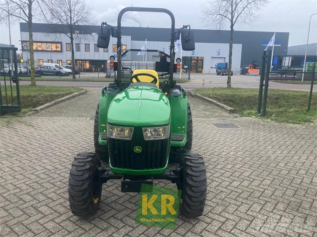 John Deere 3038E Kompakte traktorer