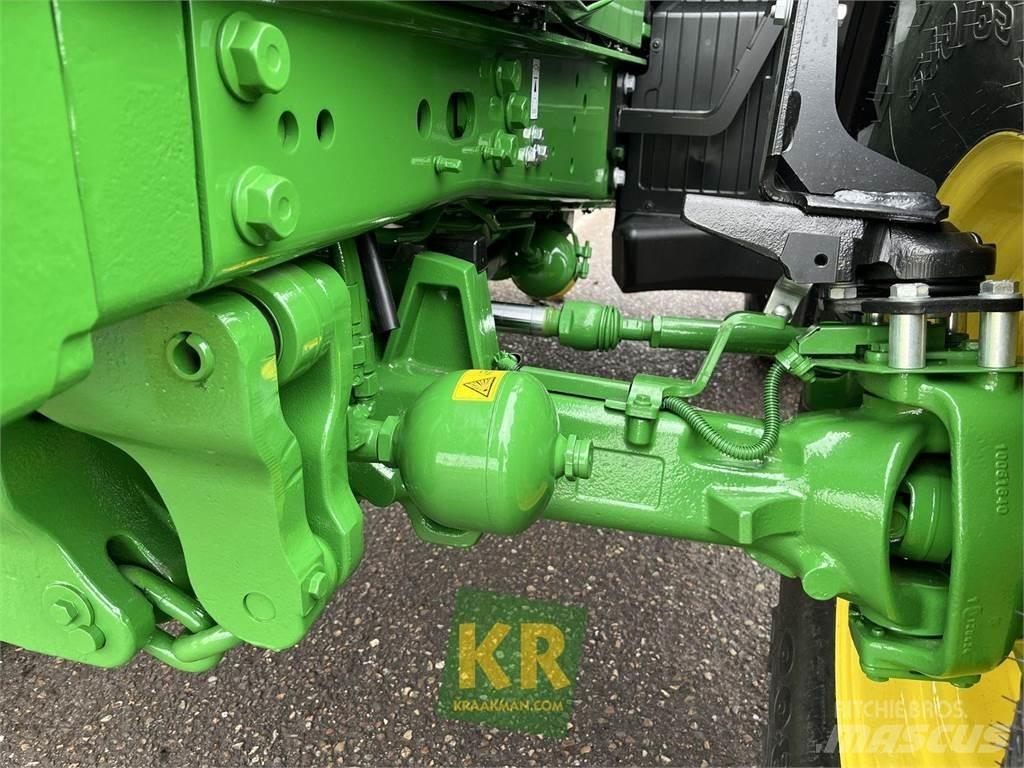 John Deere 6120M Traktorer