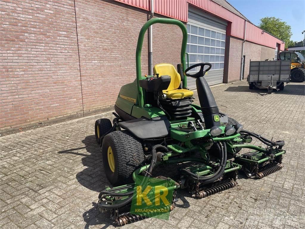 John Deere 8700A Green plæneklippere