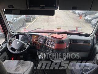 Volvo VNL64T730 Trækkere