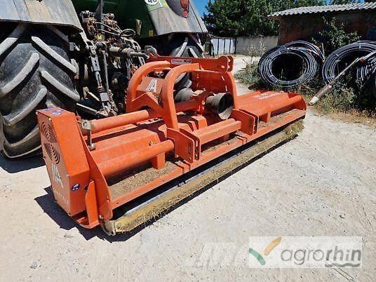 Agrimaster RV 320 Græsklippere og skårlæggere