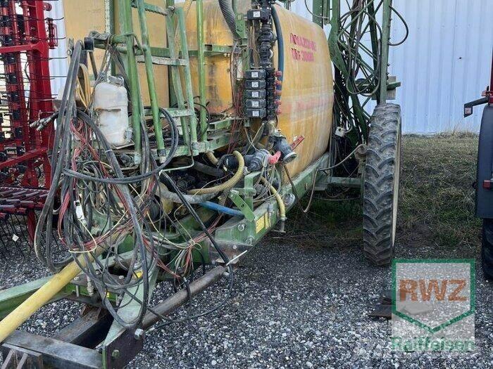 Amazone UG 3000 Trailersprøjter