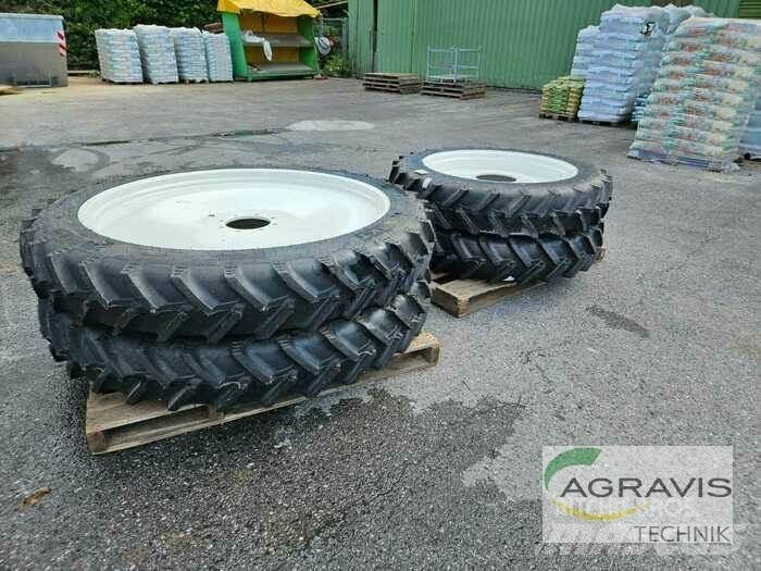BKT KR270/95R42 Hjul, Dæk og Fælge