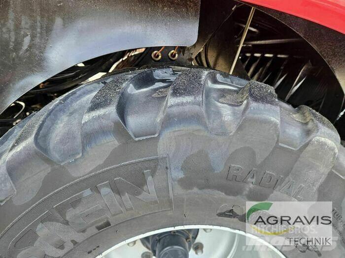 Case IH LB 424 R RL6 Pressere til firkantede baller