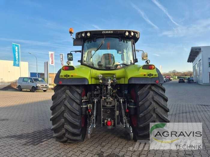 CLAAS ARION 620 CIS Traktorer