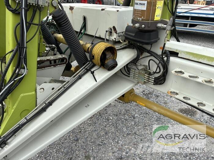 CLAAS LINER 3000 River og høvendere