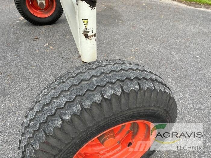 CLAAS LINER 780 L River og høvendere