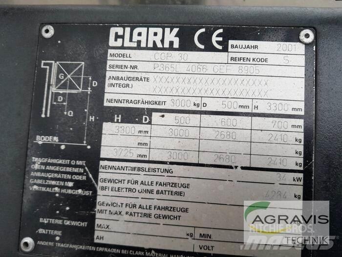 Clark CGP30 Gaffeltrucks - andre