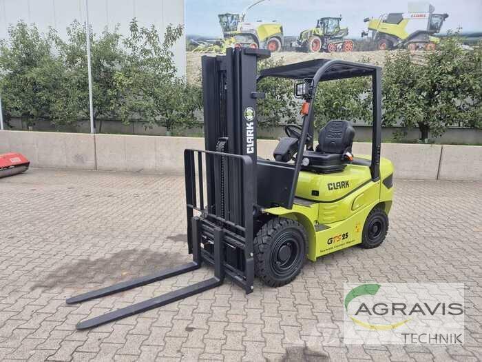 Clark GTS25D Gaffeltrucks - andre
