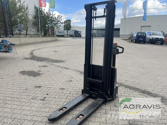 Clark WS12 Gaffeltrucks - andre
